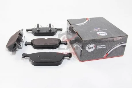 Тормозные колодки перед. XC60/XC90 02- 2.0-4.4 A.B.S. 37750