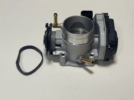 Дросельна заслінка Aftermarket 06A133064J