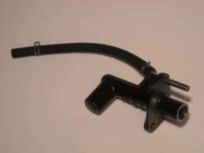 Циліндр зчеплення головний AISIN QZ041