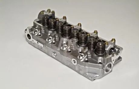 Головка блока циліндрів AMC 908613