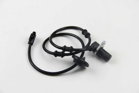 Датчик ABS Mersedes E(W210) 2.0-5.4 95-03 задній Пр AUTLOG AS4107