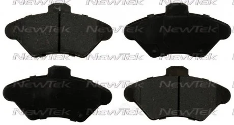 Тормозные колодки передние AUTOEXTRA AXMD600