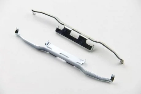 Прижимная планка тормозного суппорта (система ATE) MB Sprinter VW LT 95-06 AUTOFREN D42349A