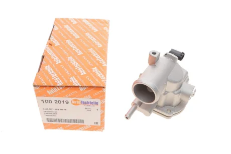 Термостат MB Vito (W638) 2.2CDI/Sprinter 2.2-2.7CDI (з корпусом) AUTOTECHTEILE 1002019