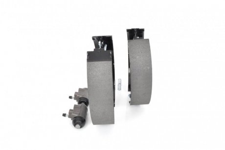 Тормозные колодки.) BOSCH 0204114530