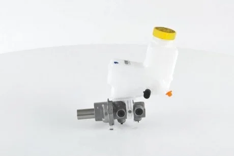Цилиндр тормозной главный с бочком, (-ABS) 05- BOSCH 0204123714