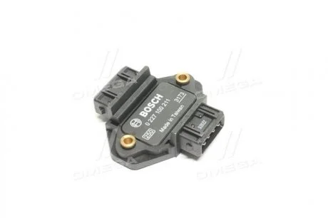 Фото модуль запалювання (5 pin) AUDI A3, A4 B5, A4 B6, A6 C4, A6 C5, A8 D2, SEAT ALHAMBRA, LEON, SKODA OCTAVIA I, VW BORA, BORA I, GOLF IV, NEW BEETLE, PASSAT B5, PASSAT B5.5 1.8/3.7/4.2 03.94-12.10 BOSCH 0227100211 Модуль запалювання (5 pin) AUDI A3, A4 B5, A4 B6, A6 C4, A6 C5, A8 D2, SEAT ALHAMBRA, LEON, SKODA OCTAVIA I, VW BORA, BORA I, GOLF IV, NEW BEETLE, PASSAT B5, PASSAT B5.5 1.8/3.7/4.2 03.94-12.10 BOSCH 0227100211