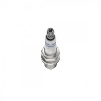 Фото свеча зажигания BOSCH 0242240566 Свеча зажигания BOSCH 0242240566