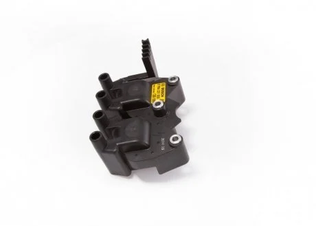 Катушка зажигания BOSCH 0986221003