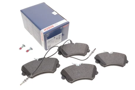 Тормозные колодки, дисковый тормоз (набор) BOSCH 0986424451