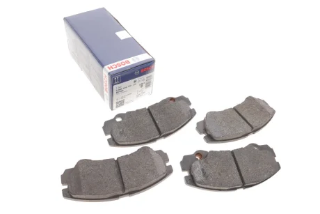 Гальмівні колодки передні OPEL Frontera,Monterey -98 BOSCH 0986424760