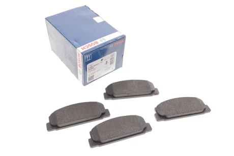 Гальмівні колодки задні MAZDA 6 02-, 323 00-03, 626 99-02, Premacy BOSCH 0986424817