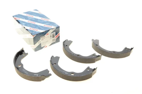 Тормозные колодки барабанные BOSCH 0 986 487 776