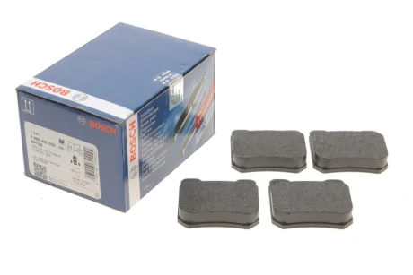 Гальмівні колодки задн. OPEL Omega A/B, Vectra B SAAB BOSCH 0986490500
