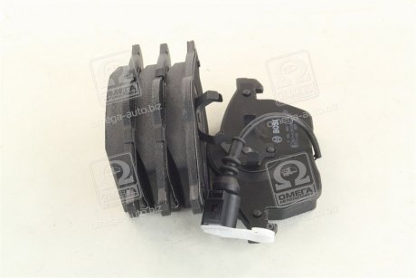 Гальмівні колодки перед. AUDI A3/TT VW Golf IV SKODA Octavia (з датчик.) BOSCH 0986494018