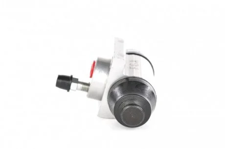 Цилиндр тормозной рабочий BOSCH F026002578