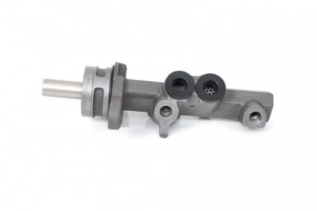 Головний гальмівний циліндр BOSCH F026003715