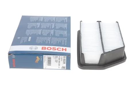 Фільтр повітряний Ceed 12- BOSCH F 026 400 228