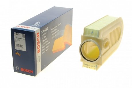 Фільтр повітряний DB W166/204/212/221 220-250CDI 11- BOSCH F 026 400 432