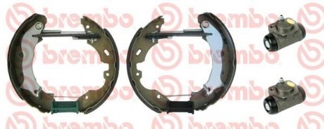 Гальмівні колодки (набір) BREMBO K24040 (фото 1)