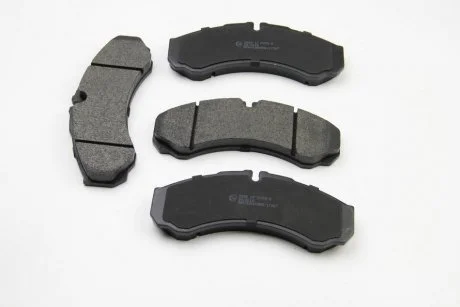 Тормозные колодки перед/зад Daily 99- (спарка) BREMSI BP2925