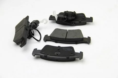 Тормозные колодки зад. T5 03-(ATE)(диски 333x32.5mm) BREMSI BP3372