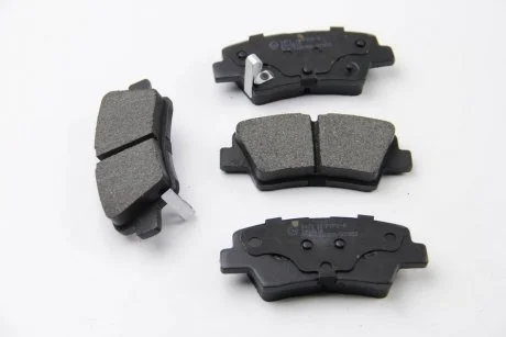 Гальмівні колодки зад. Hyundai i30/i40 11-/Kia Ceed 12- (akebono) BREMSI BP3471