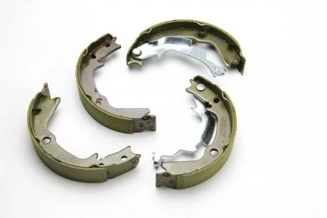 Колодки ручного тормоза Santa FE II/Sonata IV/i10/i20/Megentis/Soul 98 BREMSI GF0766