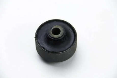 Фото сайлентблок переднього важеля (позаду) Combo 01- BSG BSG 65-700-010 Сайлентблок переднього важеля (позаду) Combo 01- BSG BSG 65-700-010