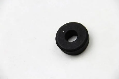 Фото втулка амортизатора перед T4 91-03 (верхня) BSG BSG 90-700-070 Втулка амортизатора перед T4 91-03 (верхня) BSG BSG 90-700-070