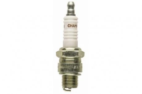 Свічка запалення CHAMPION L77JC4T10