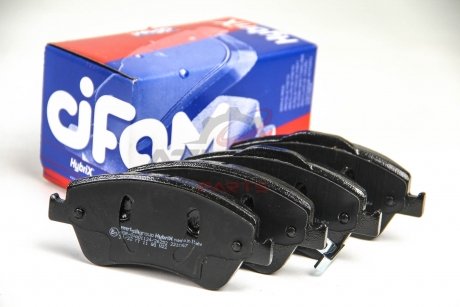 Гальмівні колодки перед. Toyota Auris 07-12 (bosch) (136,7x57,9x19,2) CIFAM 822-794-0