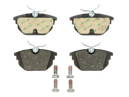 Гальмів.колодки задн.Bravo,Marea,Alfa Romeo 145,146 95- Delphi LP1472