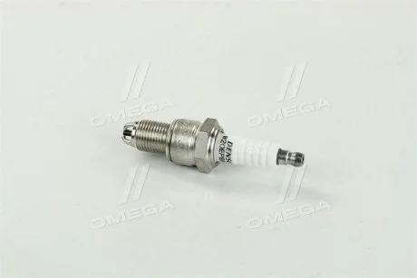 Свічка запалювання DENSO W20EPBRS4