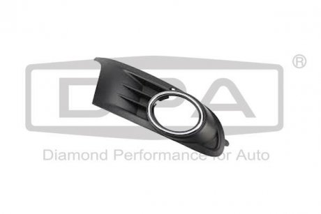 Решетка противотуманной фары правая с отверстием VW Golf (08-13) DPA 88541177802