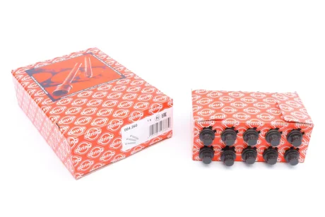 Болт головки блока ELRING 004.260