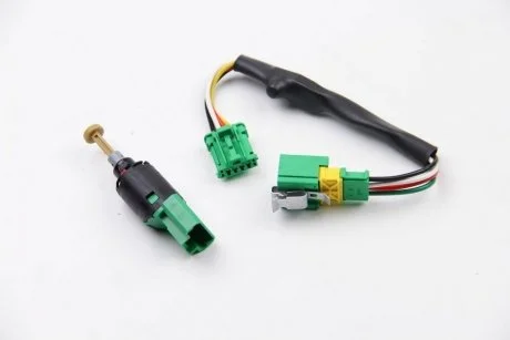 Вимикач ліхтаря сигналу гальма FACET 71213K