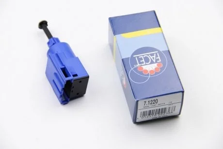 Вимикач ліхтаря сигналу гальма, Выключатель, привод сцепления (Tempomat), Выключатель, привод сцепления (управление двигателем) FACET 71220