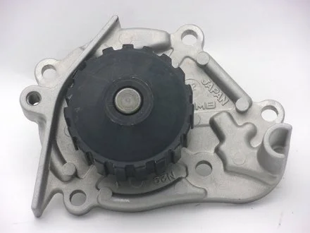 Насос водяной GMB GWN29A