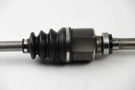 Привідний вал GSP 210024