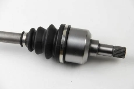 Фото привідний вал GSP 210225 Привідний вал GSP 210225