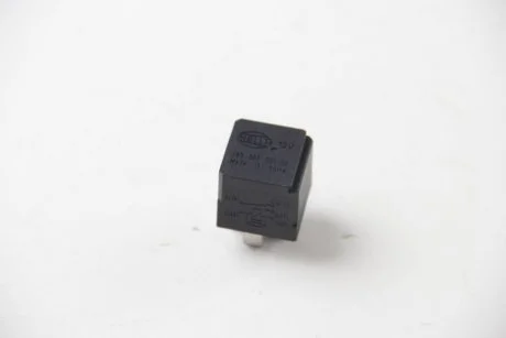 Реле универсальное HELLA 4RD007794021