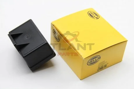 Реле свічок розжарювання Berlingo,Jumpy,Jumper,Fiat Scudo,Peugeot 1.8/1.9D HELLA 4RV008188301