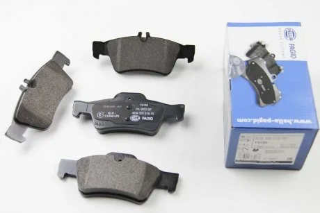 Тормозные колодки задн. W211/212/220/221 HELLA 8DB355018751