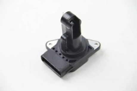 TOYOTA Расходомер воздуха Auris,Avensis,Corolla,Hiace IV,Hilux,Land Cruiser Prado,Rav 4 III,Lexus 2.24-4D HELLA 8ET009142921