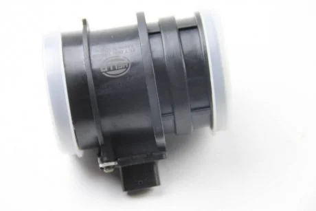 Расходомер воздуха 5-полюсн.Audi A1/3/4/5/6,Q3/5/7,Golf VI,Jetta IV,Passat,Tiguan,Touareg,T5/6 1.8/ HELLA 8ET009149-591