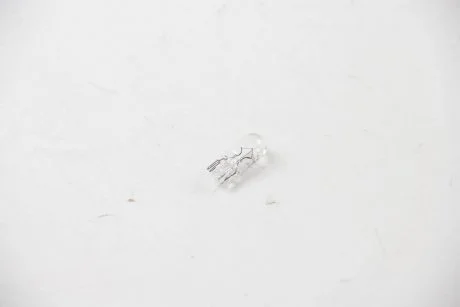 Автолампа безцокольна HELLA 8GP003594141