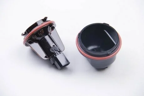 Лампа 12V H10W 10W HELLA 9DX159419001