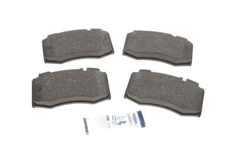 Комплект тормозных колодок (дисковых).) ICER 181389