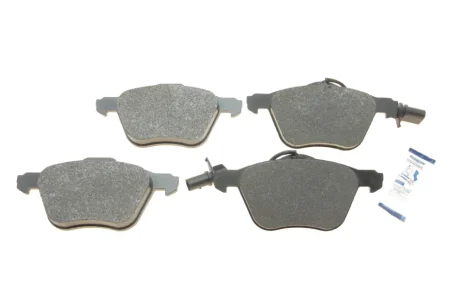 Комплект тормозных колодок (дисковых).) ICER 181395